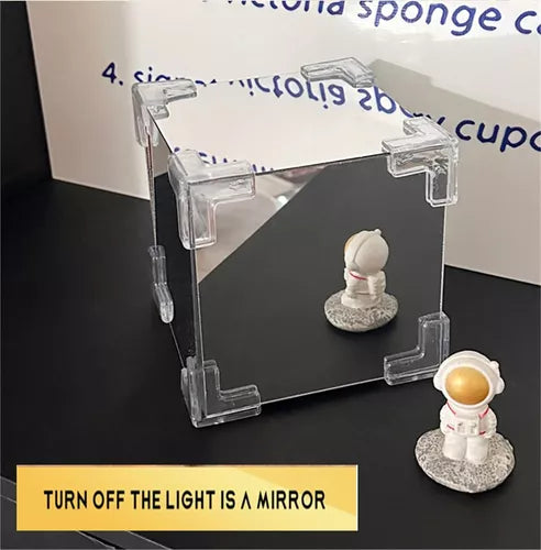 LAMPARA DECORATIVA CUBO DE TULIPANES